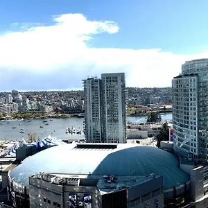 Downtown 3br/2ba+views+skytrain+free Parking Vancouver