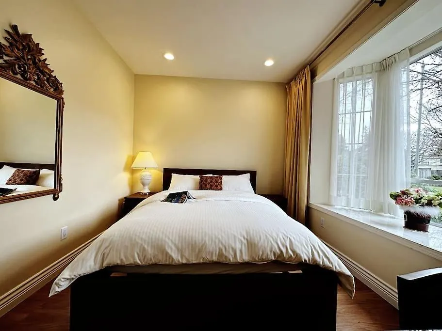 Super Cosy 8Bed & 6Bath In Vancouver Heart Near To Airport Canada