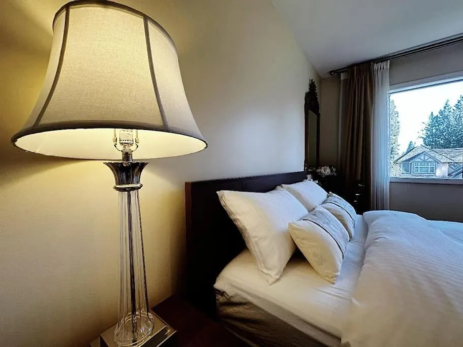 Villa Super Cosy 8Bed & 6Bath In Vancouver Heart Near To Airport