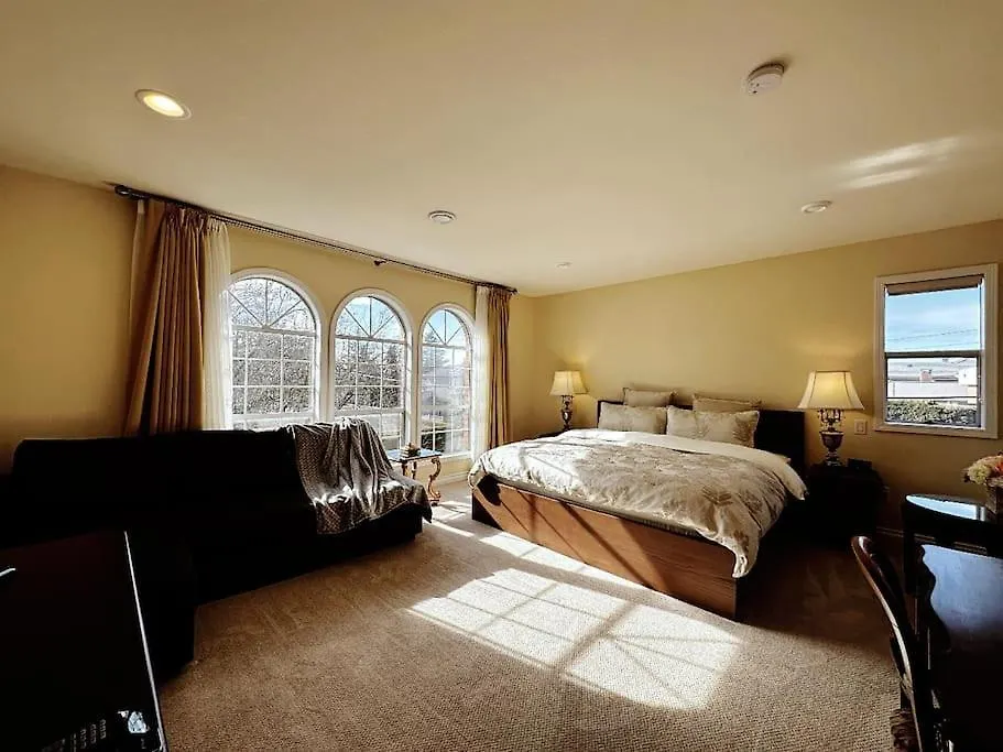 Super Cosy 8Bed & 6Bath In Vancouver Heart Near To Airport