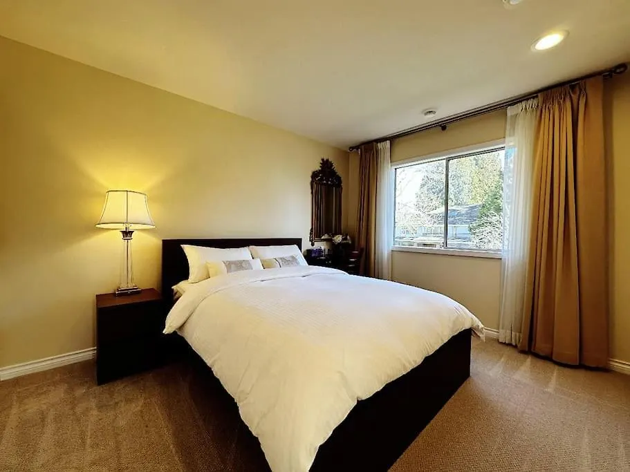 Super Cosy 8Bed & 6Bath In Vancouver Heart Near To Airport